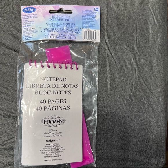 Disney Frozen Party Favor Set - Picture 3 of 10